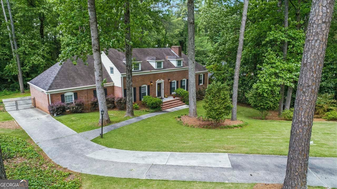 4 bedroom, 3.5 bathroom, 2,901 sq ft single family residence for sale at 3499 Prince George Street, East Point, GA 30344 — photo 6