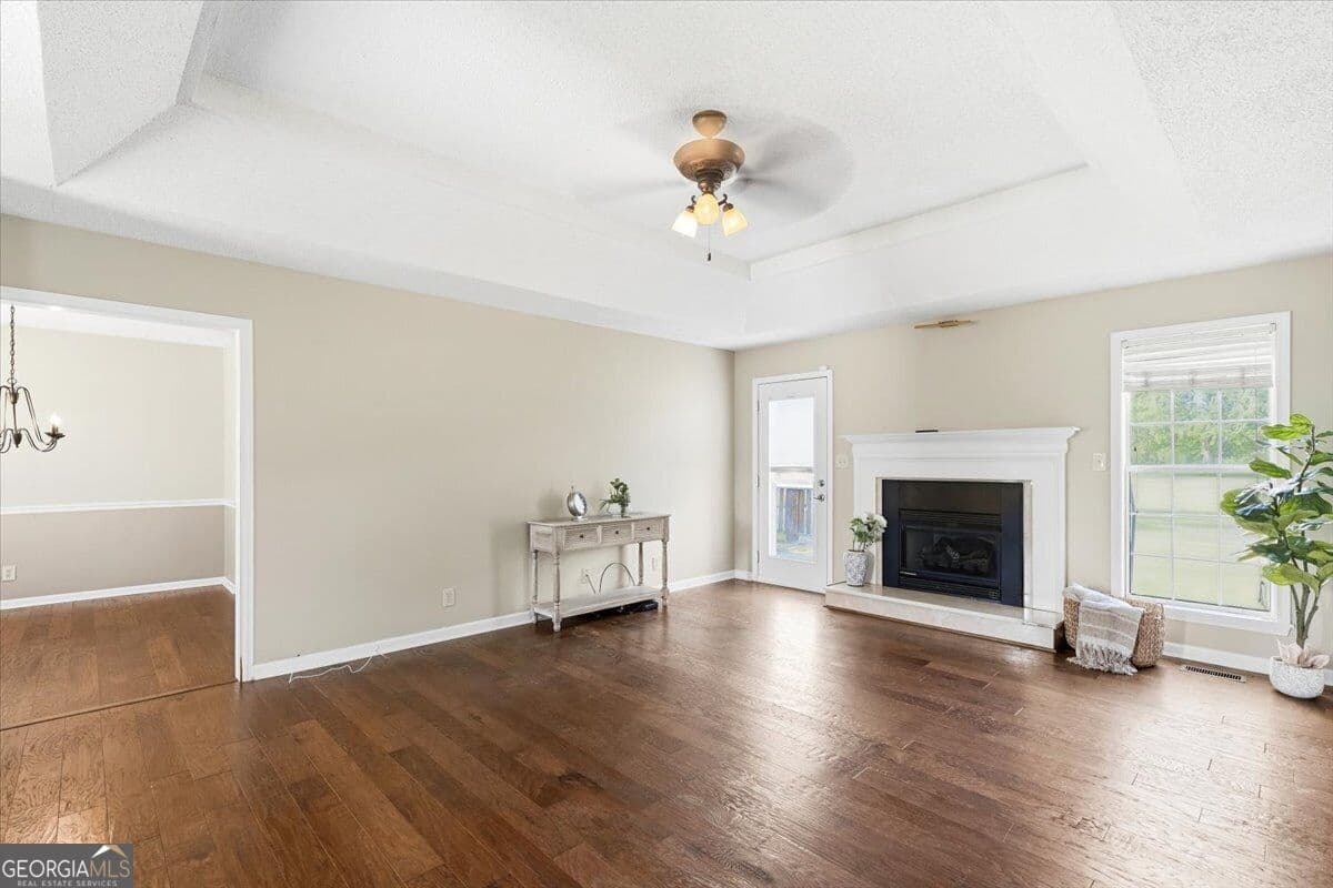 3 bedroom, 2 bathroom, 1,716 sq ft single family residence for sale at 106 Stonegables Drive, Gray, GA 31032 — photo 4