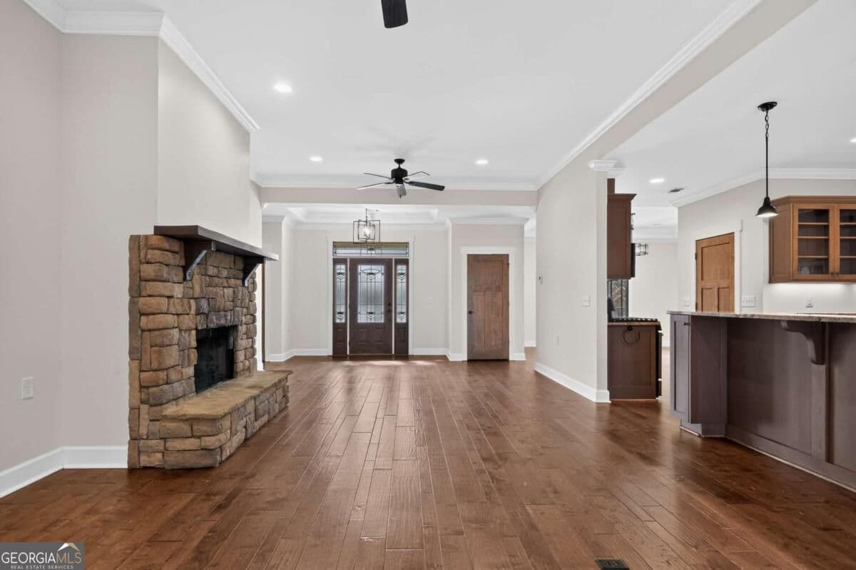 3 bedroom, 3 bathroom, 3,154 sq ft single family residence under contract at 151 Sinclair Circle, Eatonton, GA 31024 — photo 9