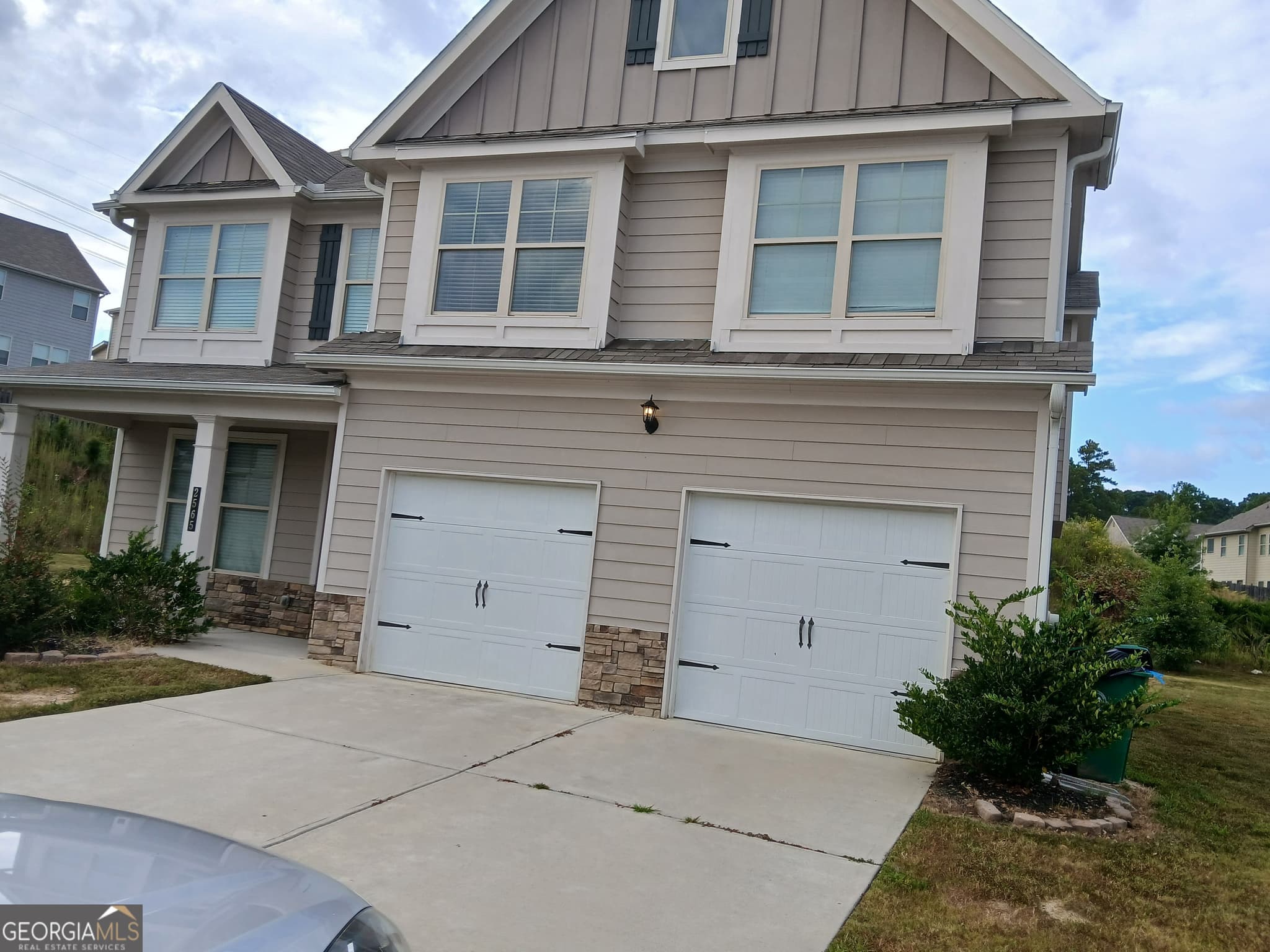 4 bedroom, 2.5 bathroom, 2,882 sq ft single family residence for sale at 2565 Bear Mountain Street, Lithonia, GA 30058 — photo 3