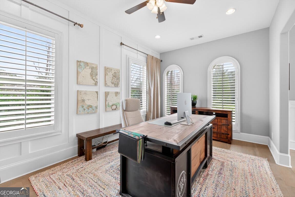 6 bedroom, 6.5 bathroom, 6,101 sq ft single family residence for sale at 6509 Snug Harbor Court, Flowery Branch, GA 30542 — photo 8