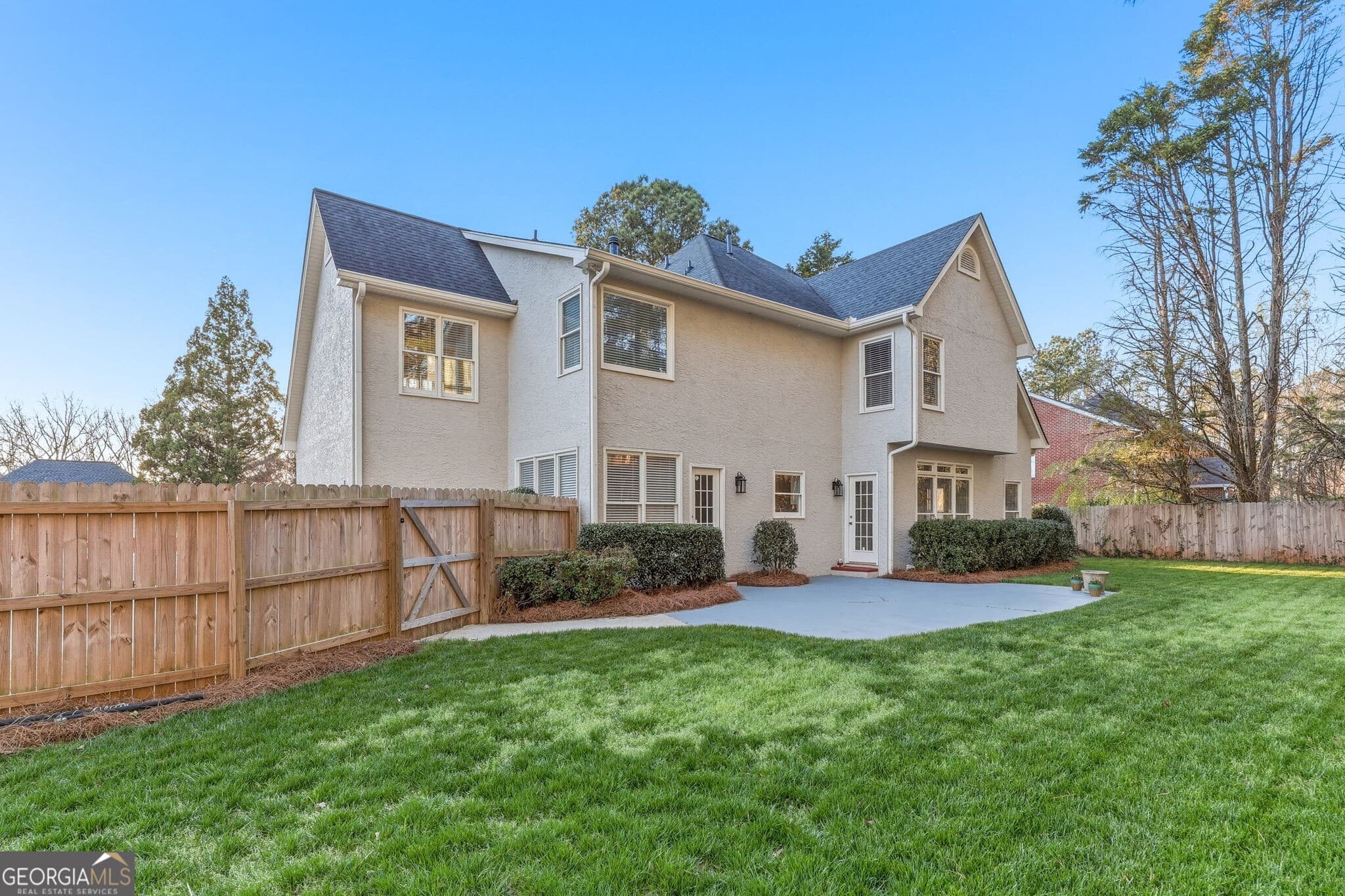 4 bedroom, 2.5 bathroom, 2,820 sq ft single family residence for sale at 711 Chattahoochee Place, Gainesville, GA 30506 — photo 5
