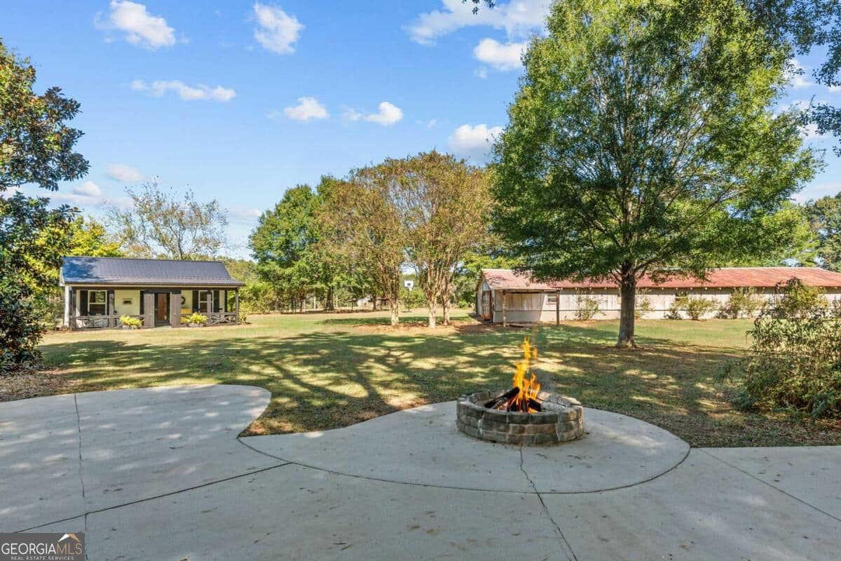 4 bedroom, 3 bathroom, 1,988 sq ft farm for sale at 3131 Greensboro Highway, Watkinsville, GA 30677 — photo 10