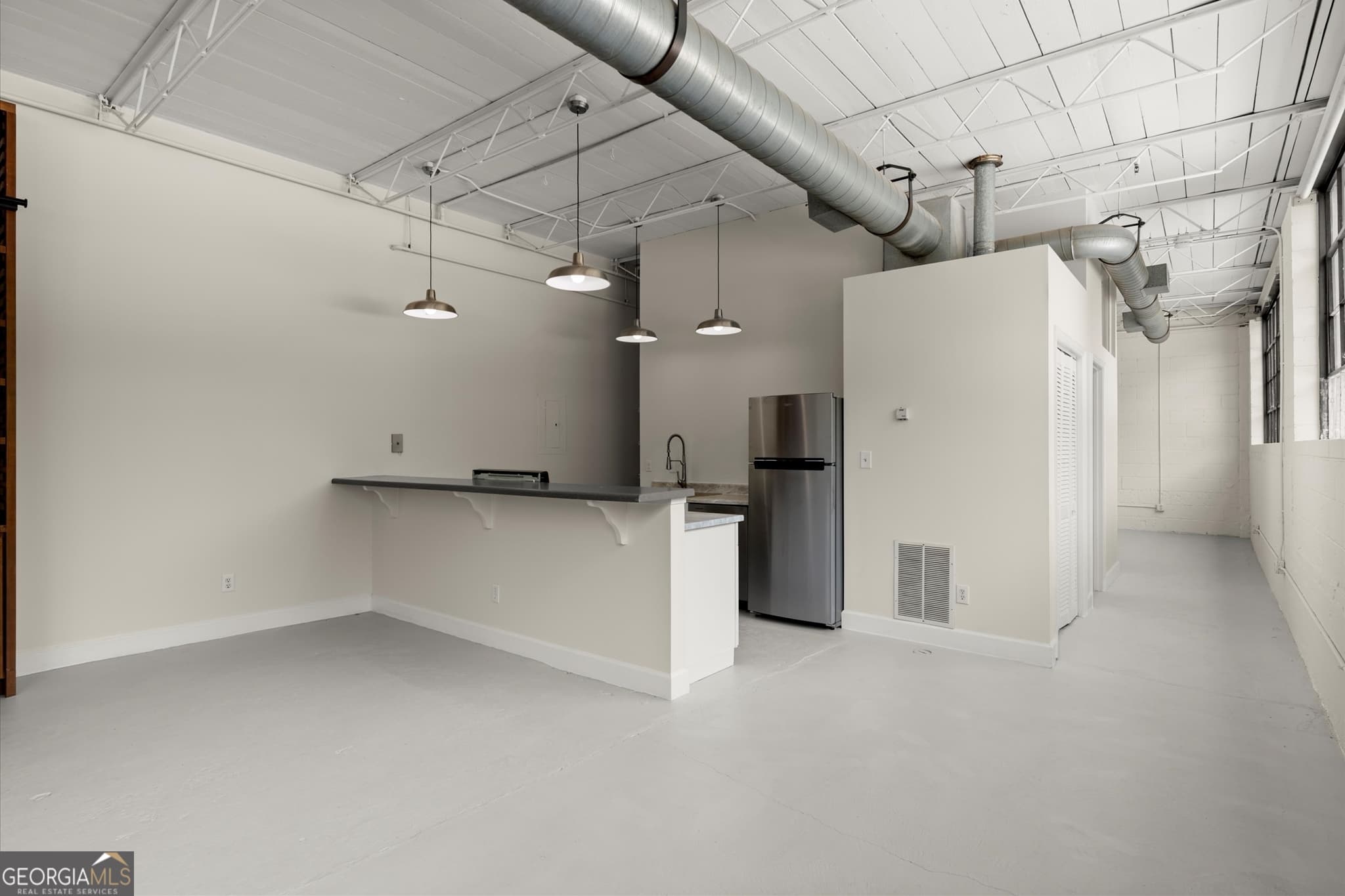 1 bedroom, 1 bathroom, 1,131 sq ft condominium for sale at 830 Dekalb Avenue 1, Atlanta, GA 30307 — photo 10