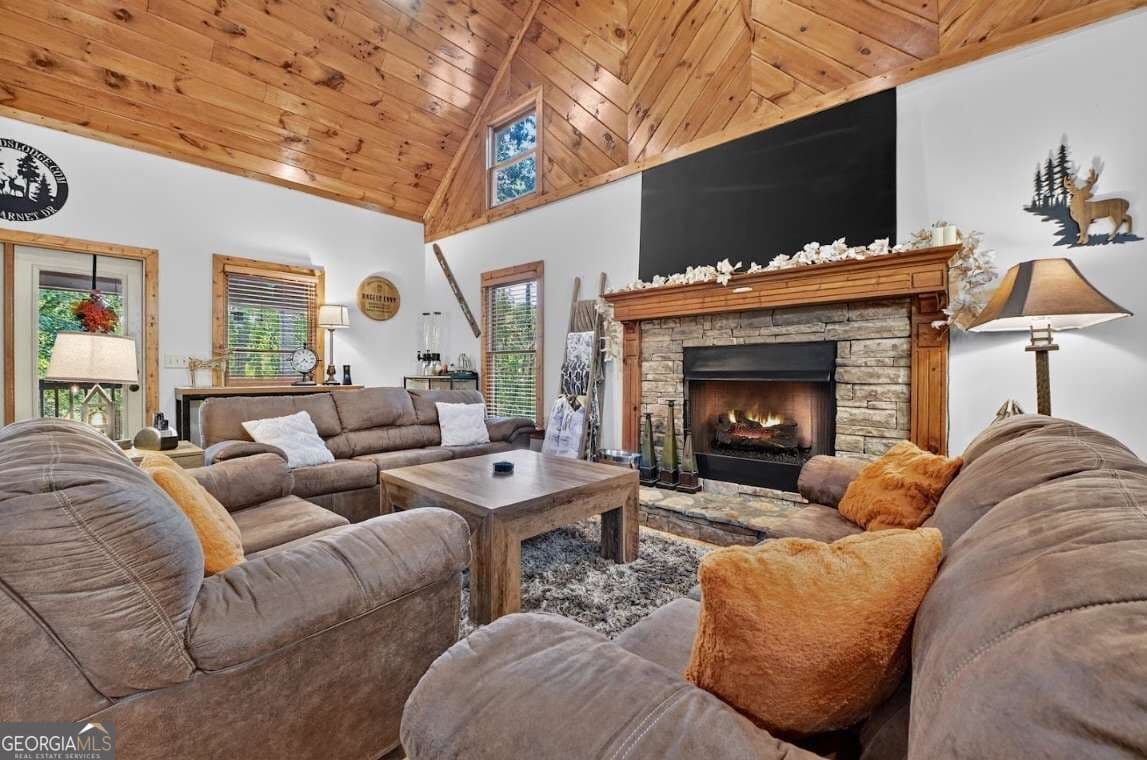 4 bedroom, 3 bathroom, 3,237 sq ft cabin,single family residence for sale at 1503 Garnet Drive, Ellijay, GA 30540 — photo 8