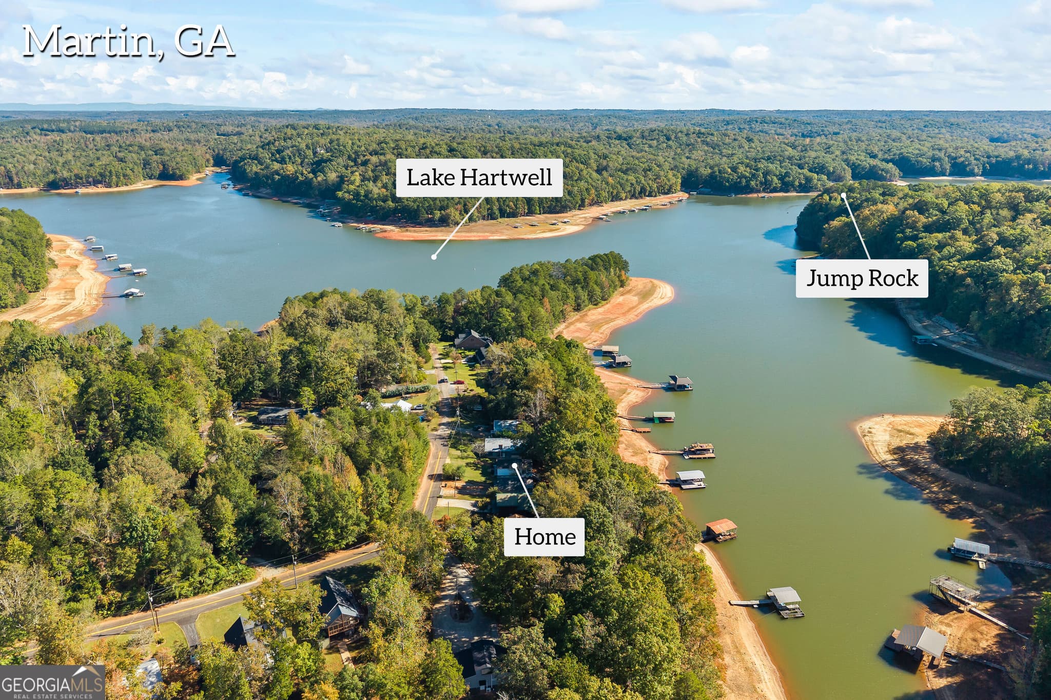 2 bedroom, 1 bathroom, 912 sq ft single family residence for sale at 334 S Century Drive, Martin, GA 30557 — photo 3