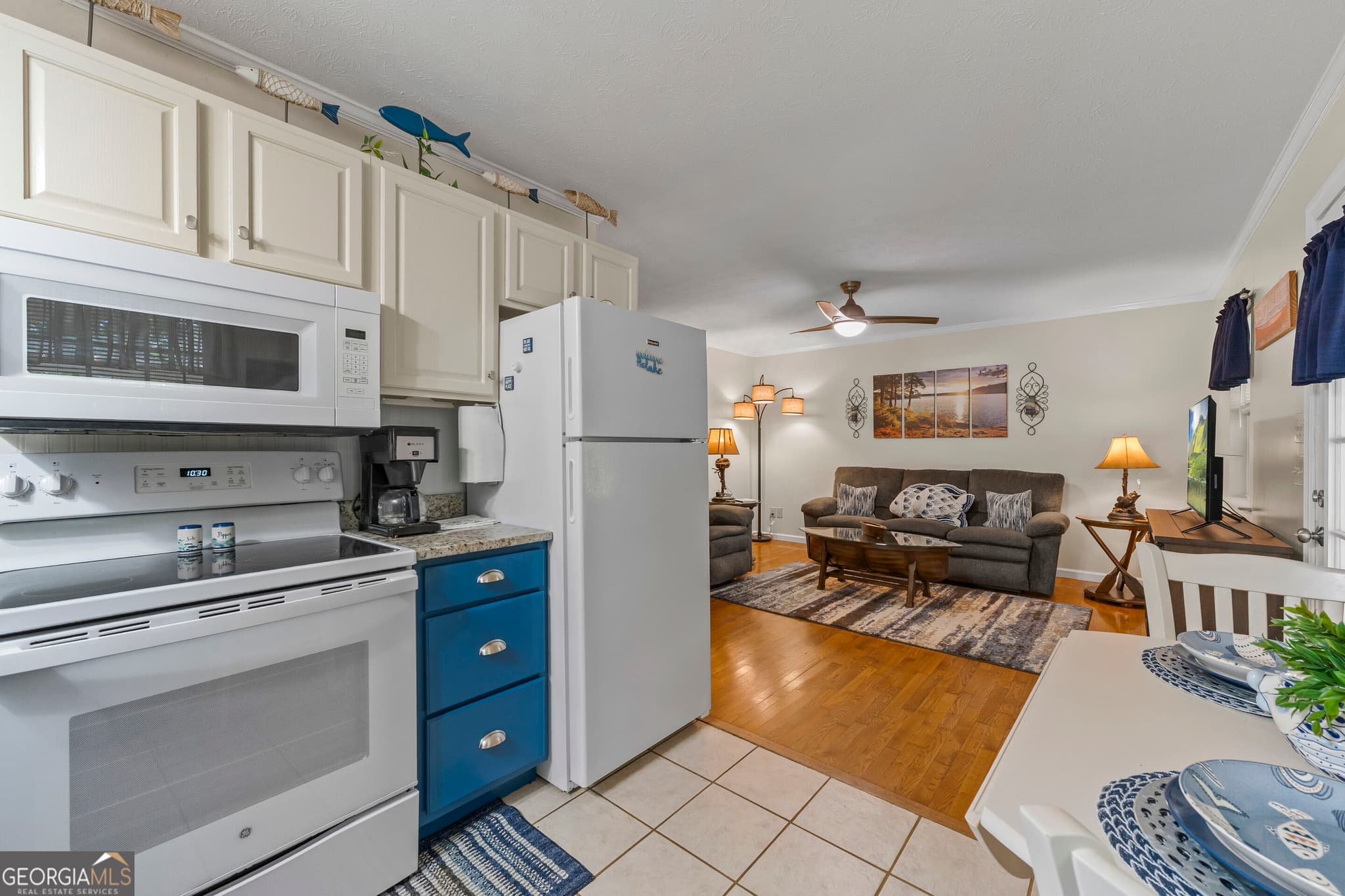 2 bedroom, 1 bathroom, 912 sq ft single family residence for sale at 334 S Century Drive, Martin, GA 30557 — photo 5