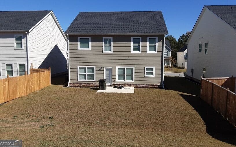 5 bedroom, 3 bathroom, 2,426 sq ft single family residence for rent at 11837 Rizvan Place, Covington, GA 30014 for $2,650 a month — photo 4