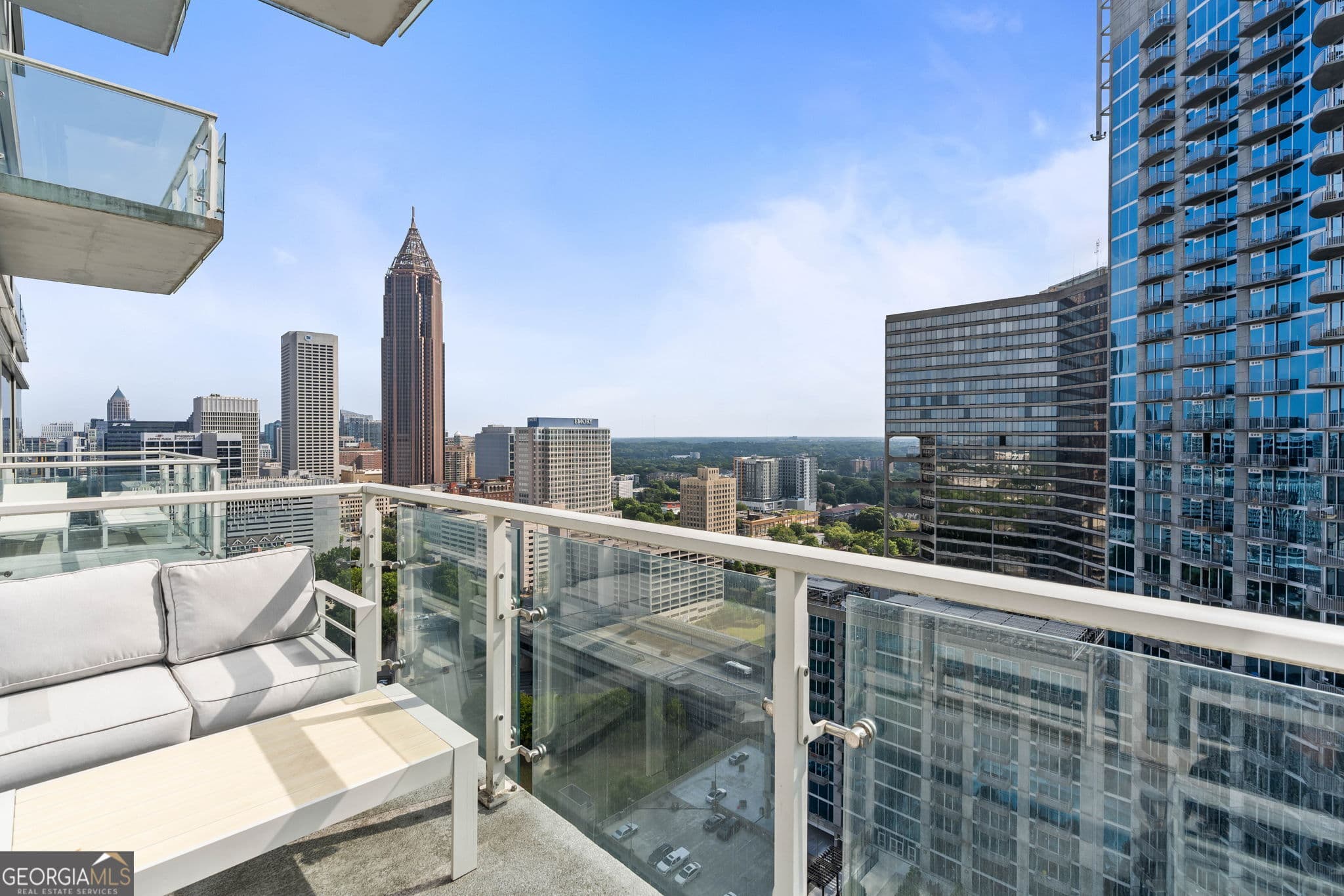 2 bedroom, 2.5 bathroom, 1,774 sq ft condominium for sale at 45 Ivan Allen Jr Boulevard 2501, Atlanta, GA 30308 — photo 2