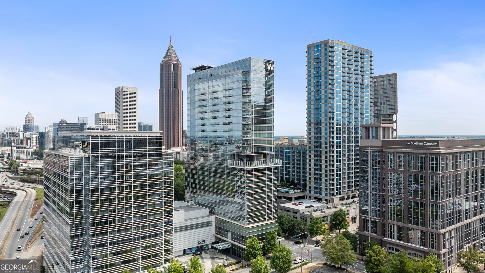 2 bedroom, 2.5 bathroom, 1,774 sq ft condominium for sale at 45 Ivan Allen Jr Boulevard 2501, Atlanta, GA 30308 — photo 3