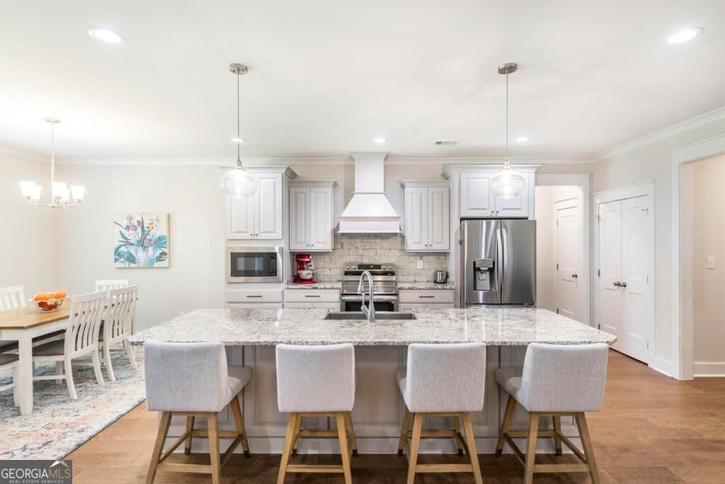 4 bedroom, 3 bathroom, 2,400 sq ft single family residence for sale at 104 Gracetree Way, Kathleen, GA 31047 — photo 4