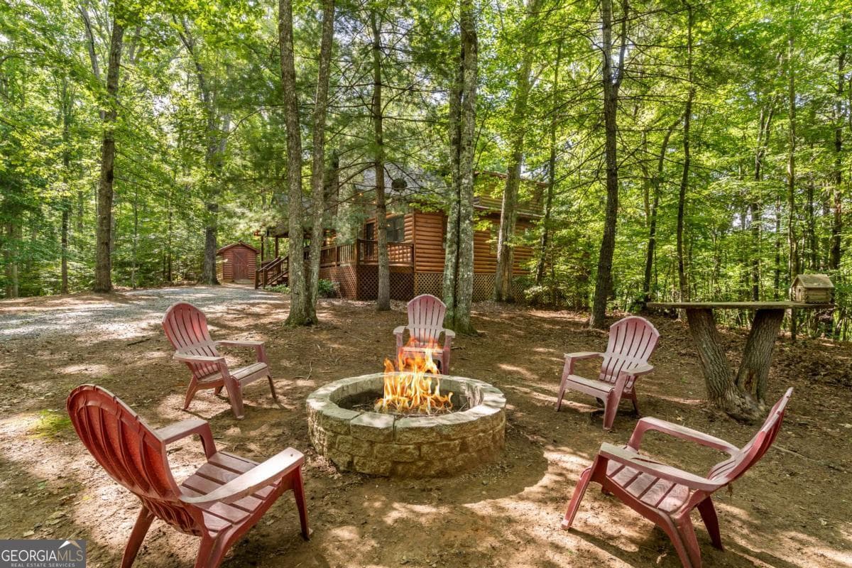 3 bedroom, 3 bathroom, 1,656 sq ft cabin,single family residence for sale at 162 Little Falls Drive, Mineral Bluff, GA 30559 — photo 4