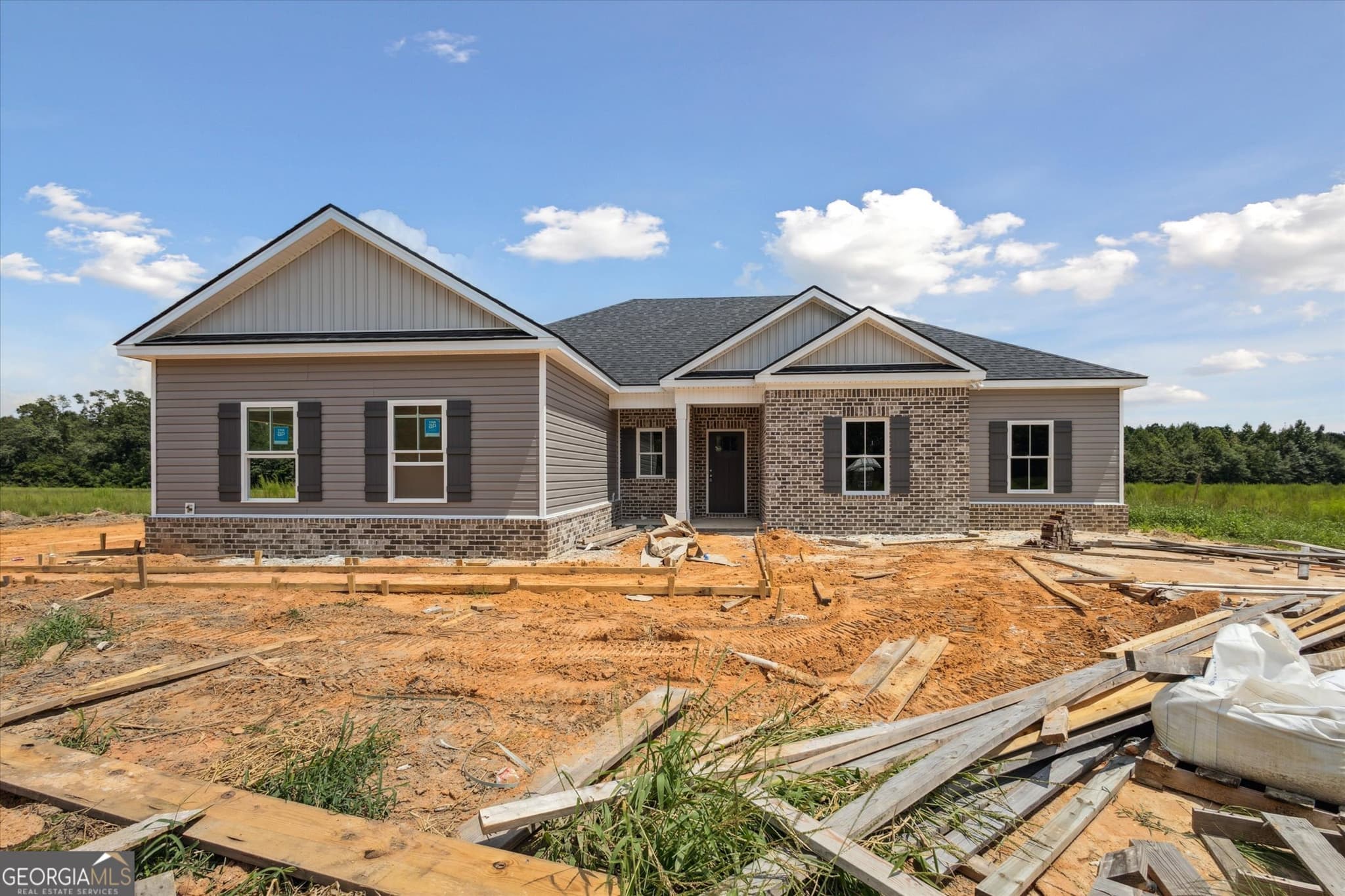 4 bedroom, 2 bathroom, 2,010 sq ft single family residence sold at 311 Mock Street, Sylvania, GA 30467