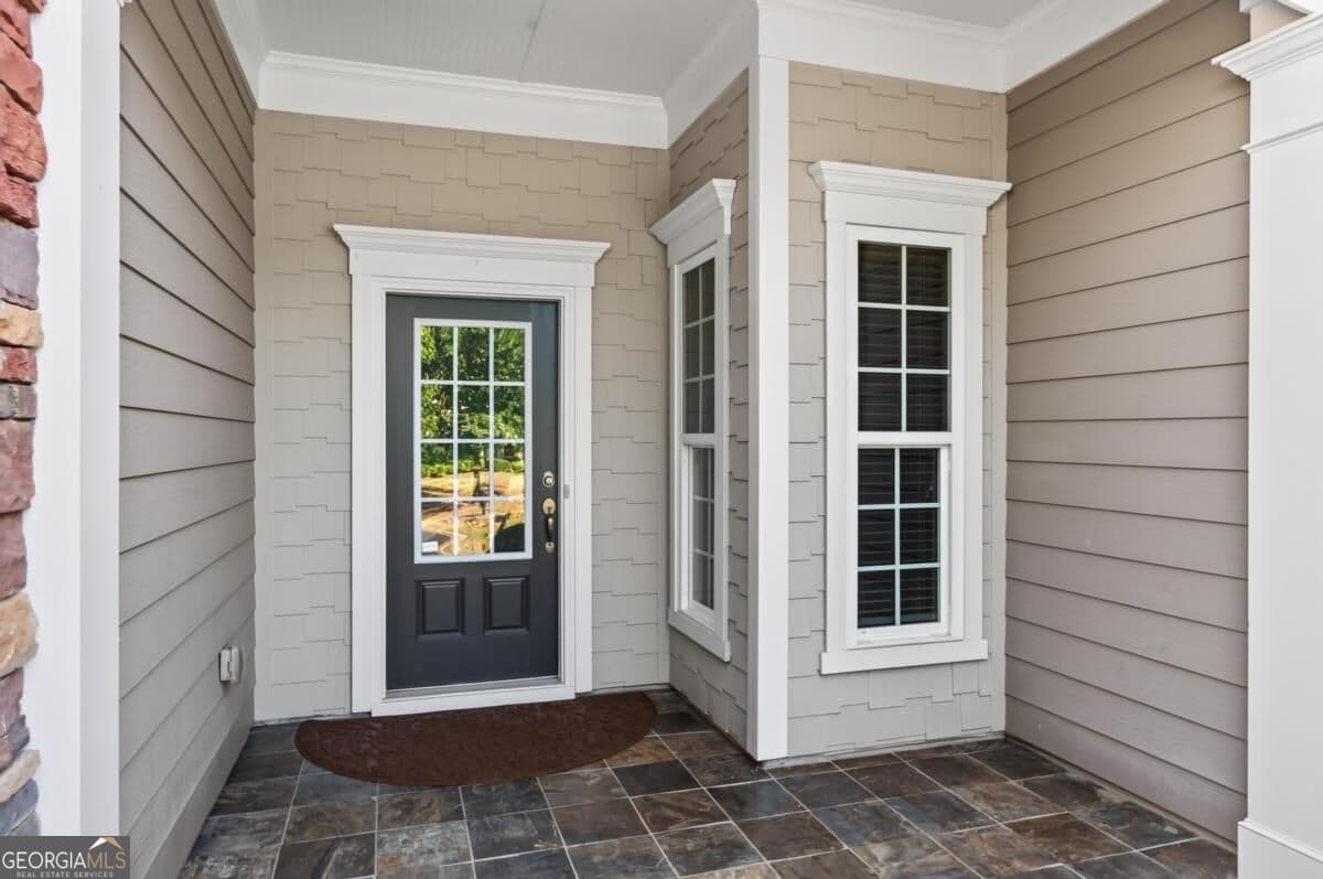 3 bedroom, 3 bathroom, 2,436 sq ft single family residence for sale at 1071 Dockside Place, Greensboro, GA 30642 — photo 3