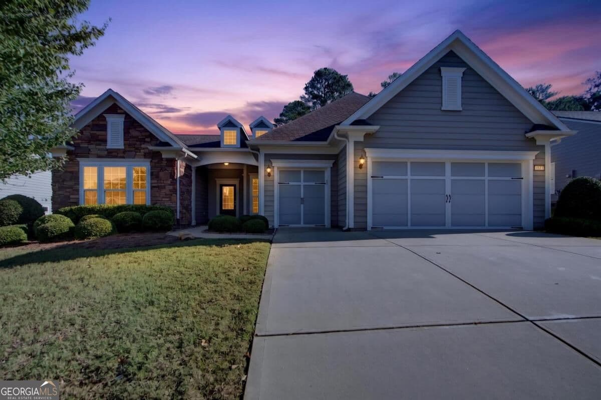 3 bedroom, 3 bathroom, 2,436 sq ft single family residence for sale at 1071 Dockside Place, Greensboro, GA 30642