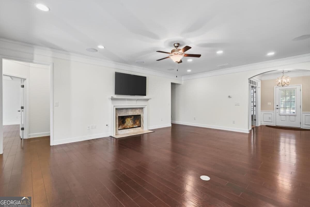 3 bedroom, 3 bathroom, 2,436 sq ft single family residence for sale at 1071 Dockside Place, Greensboro, GA 30642 — photo 10