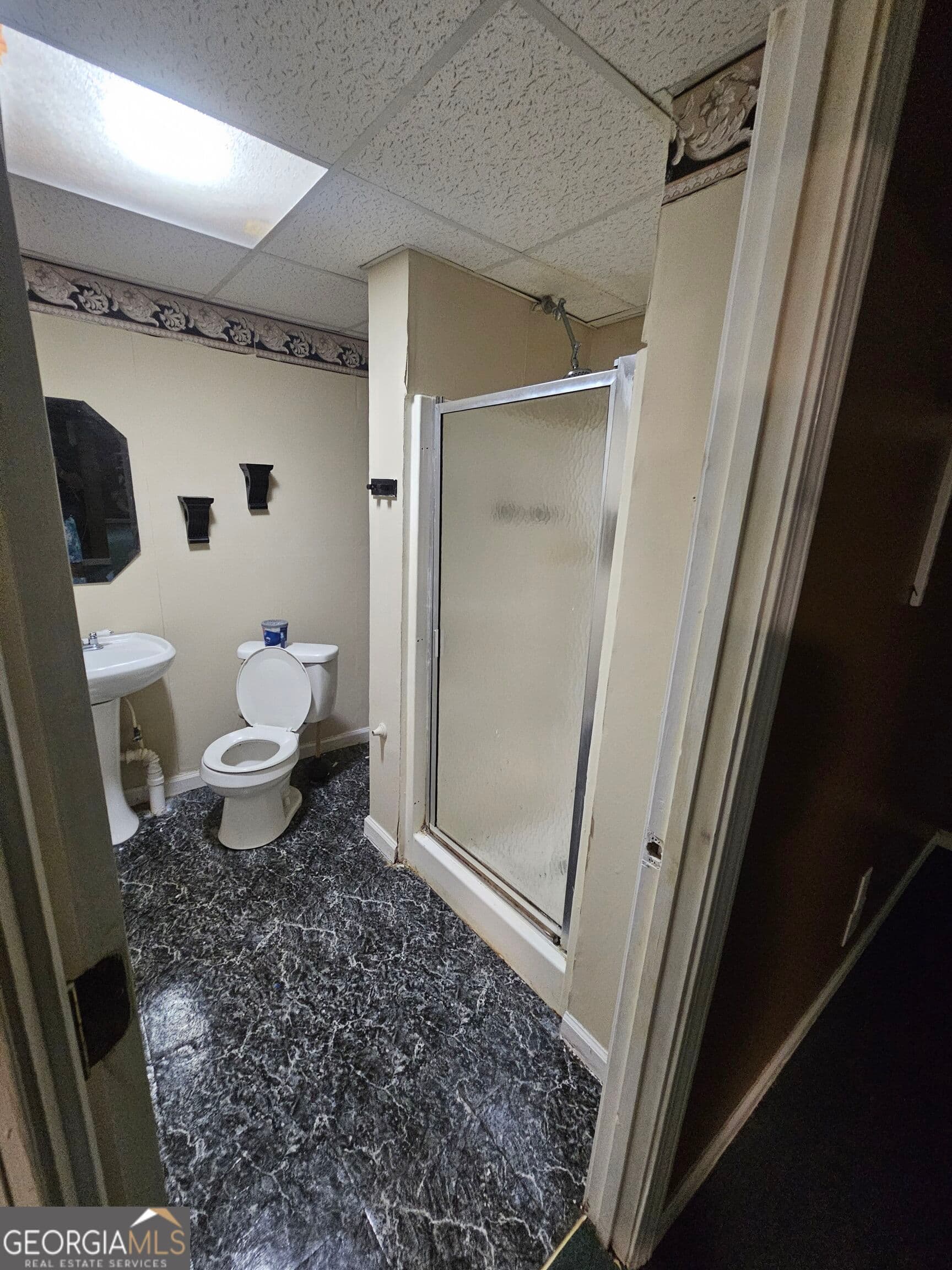 3 bedroom, 3 bathroom, 2 sq ft single family residence for sale at 40 Summerwood Lane, Covington, GA 30016 — photo 3