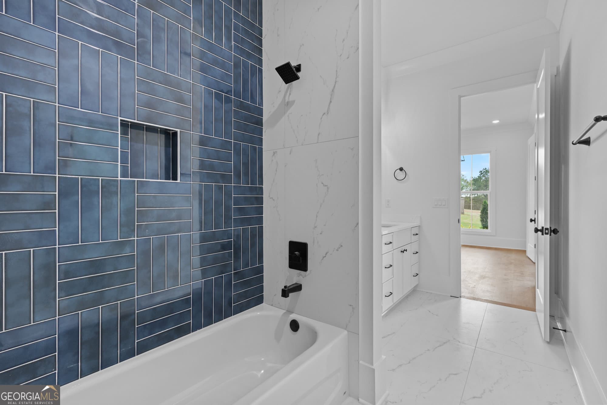7 bedroom, 8.5 bathroom, 8,600 sq ft single family residence for sale at 3299 Bailey Road, Mulberry, GA 30019 — photo 9