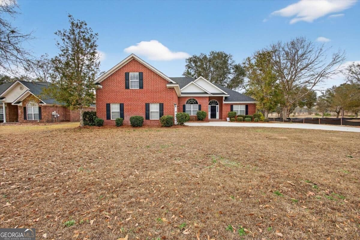3 bedroom, 3 bathroom, 2,441 sq ft single family residence for sale at 58 Lansing Drive, Ellabell, GA 31308 — photo 3