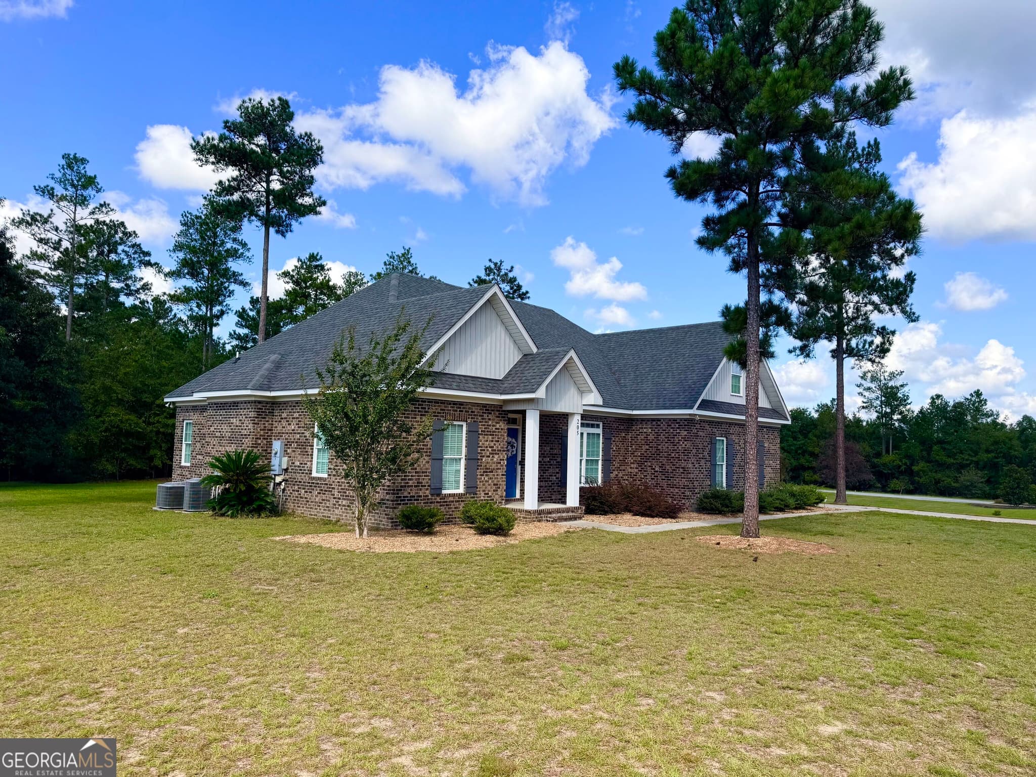 4 bedroom, 3.5 bathroom, 2,152 sq ft single family residence for sale at 205 Youngblood Road, Statesboro, GA 30461 — photo 3