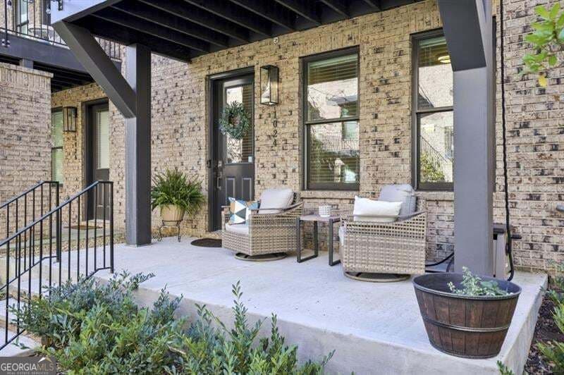 3 bedroom, 3.5 bathroom, 2,294 sq ft townhouse for sale at 1024 Robert Smalls Way, Atlanta, GA 30318 — photo 9