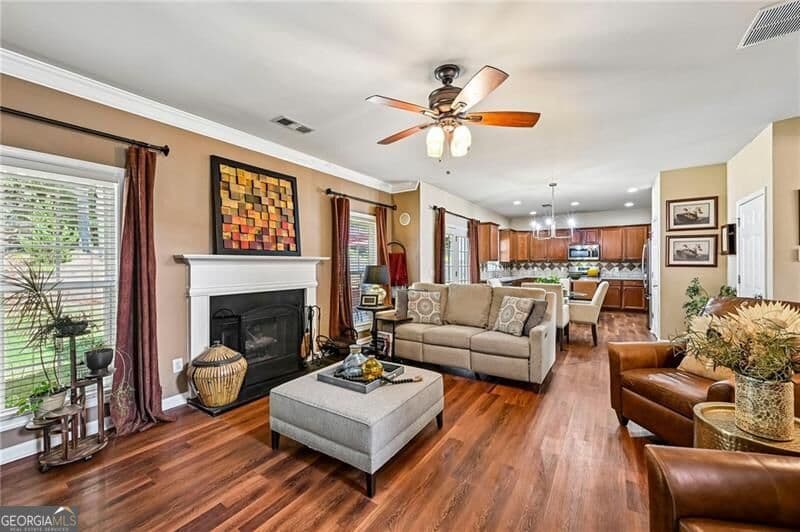 4 bedroom, 2.5 bathroom, 2,778 sq ft single family residence for sale at 3442 Owens Landing Drive, Kennesaw, GA 30152 — photo 4