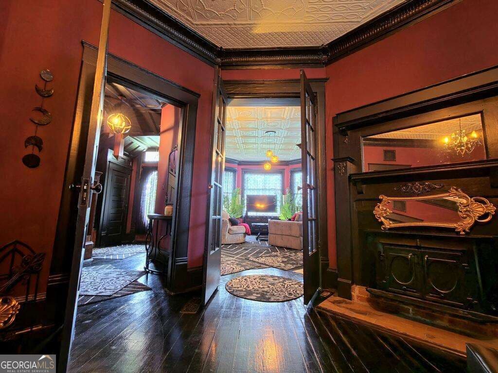 4 bedroom, 2 bathroom, 2,286 sq ft single family residence for sale at 601 W Central Avenue, Fitzgerald, GA 31750 — photo 4