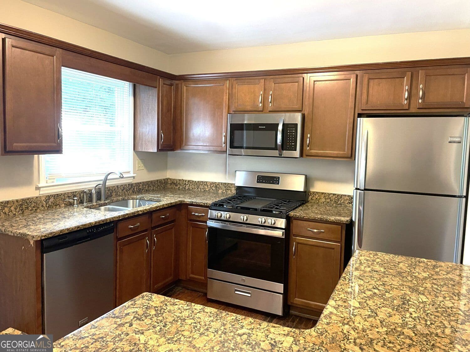 3 bedroom, 1 bathroom single family residence for rent at 2511 E Tupelo Street, Atlanta, GA 30317 for $1,700 a month — photo 3