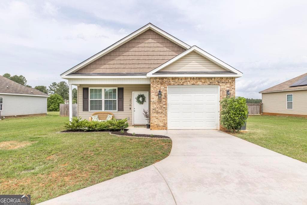 3 bedroom, 2 bathroom, 1,252 sq ft single family residence sold at 216 Shasta Drive, Perry, GA 31069