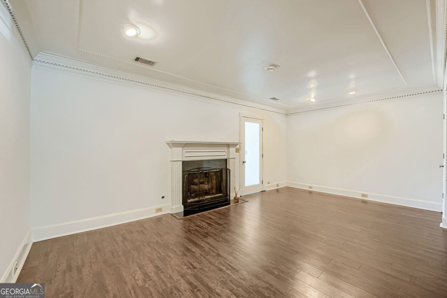 2 bedroom, 2.5 bathroom, 1,536 sq ft townhouse for rent at 410 Forestgate Court, Sandy Springs, GA 30350 for $2,000 a month — photo 9