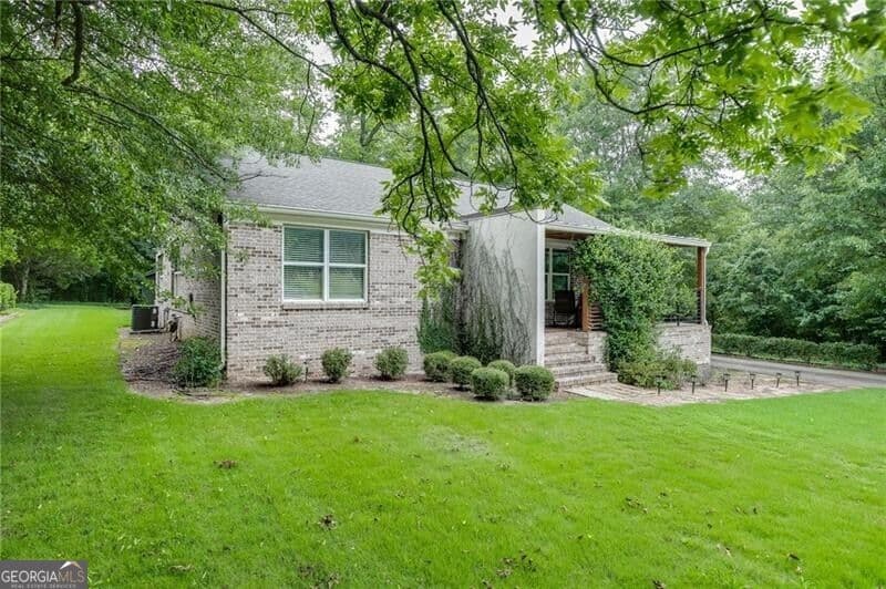 4 bedroom, 3 bathroom, 1,568 sq ft single family residence for rent at 75 Cherry Street, Lawrenceville, GA 30046 for $3,600 a month — photo 3