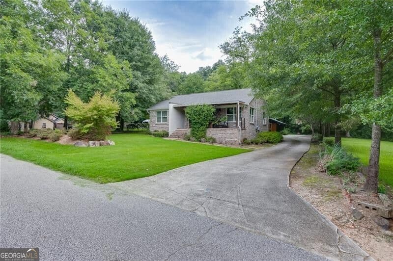 4 bedroom, 3 bathroom, 1,568 sq ft single family residence for rent at 75 Cherry Street, Lawrenceville, GA 30046 for $3,600 a month — photo 5
