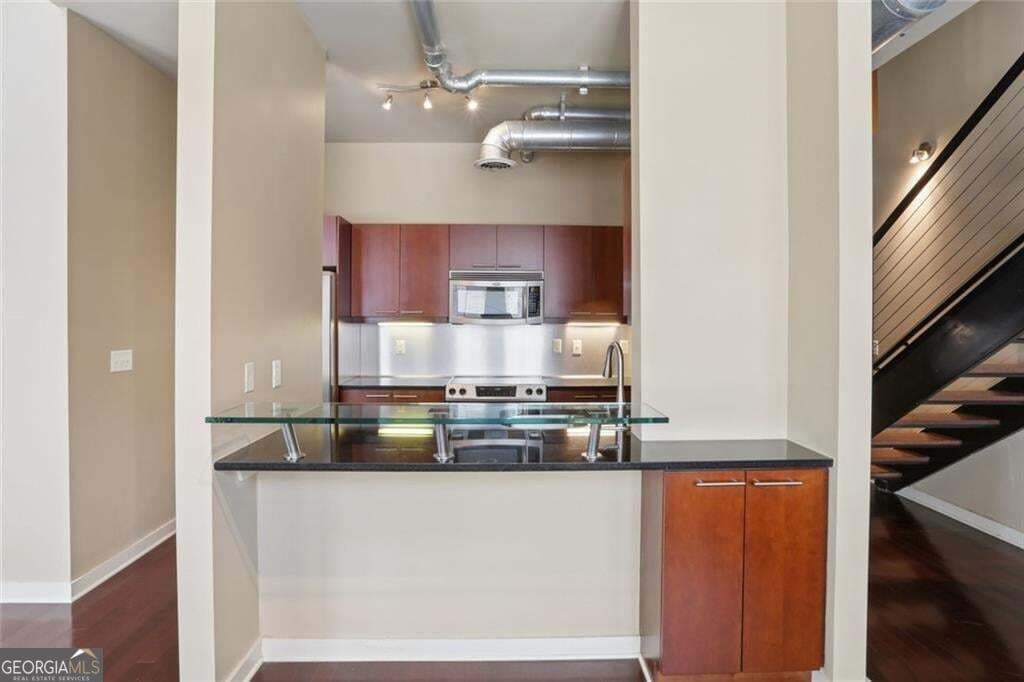 1 bedroom, 1.5 bathroom, 1,108 sq ft condominium for sale at 265 18th Street 2341, Atlanta, GA 30363 — photo 10