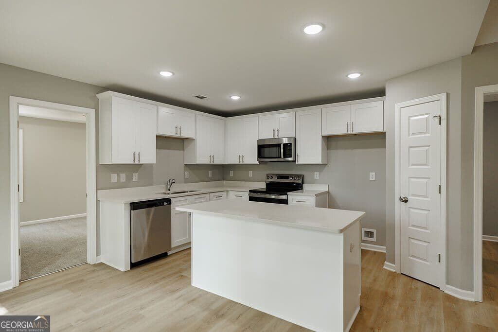 3 bedroom, 2 bathroom, 1,253 sq ft single family residence for sale at 303 Ashbrook Trace Drive LOT 18, Athens, GA 30605 — photo 8