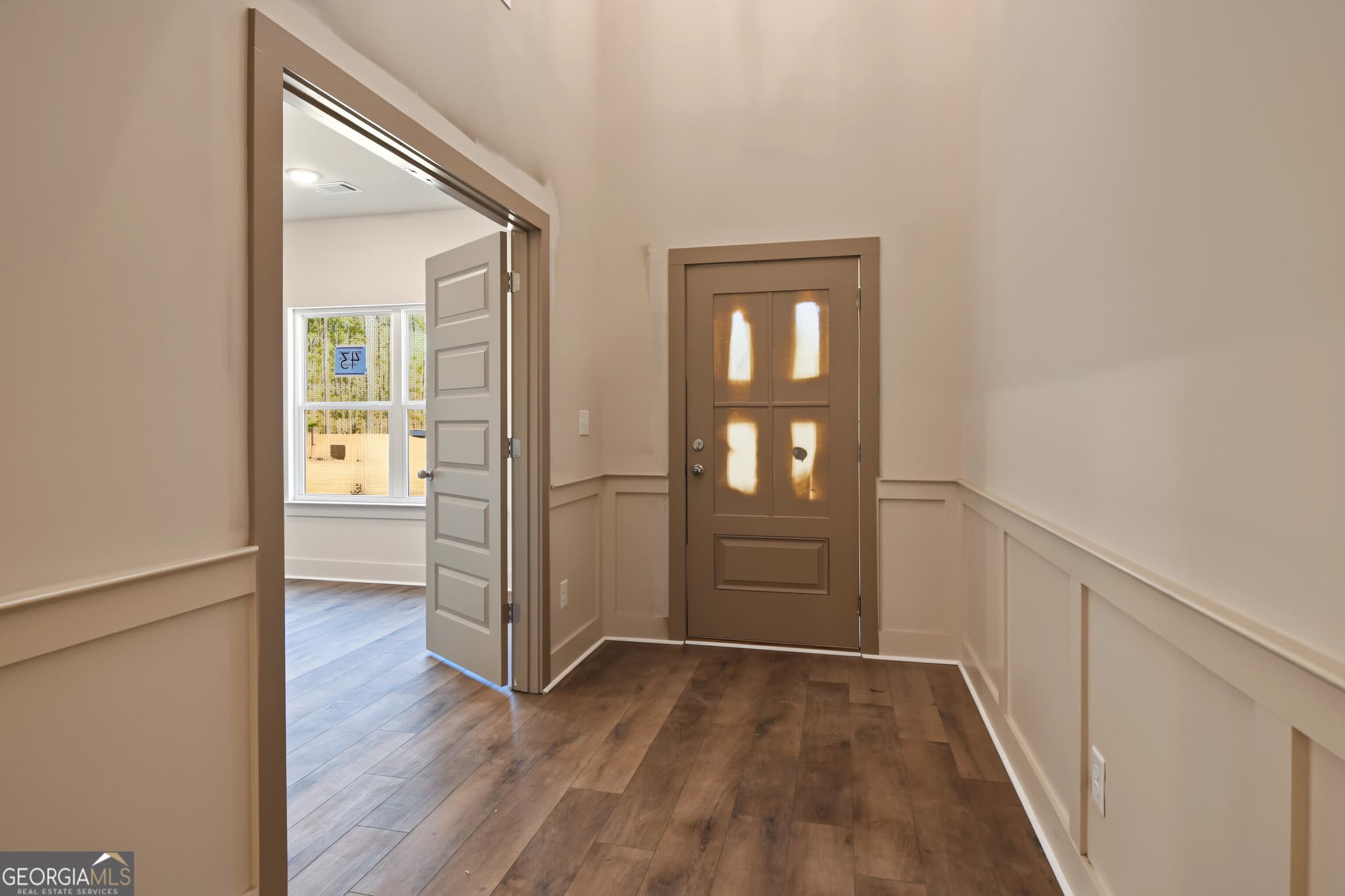 5 bedroom, 3 bathroom, 2,889 sq ft single family residence for sale at 3101 Kentmere Way, Lawrenceville, GA 30044 — photo 4