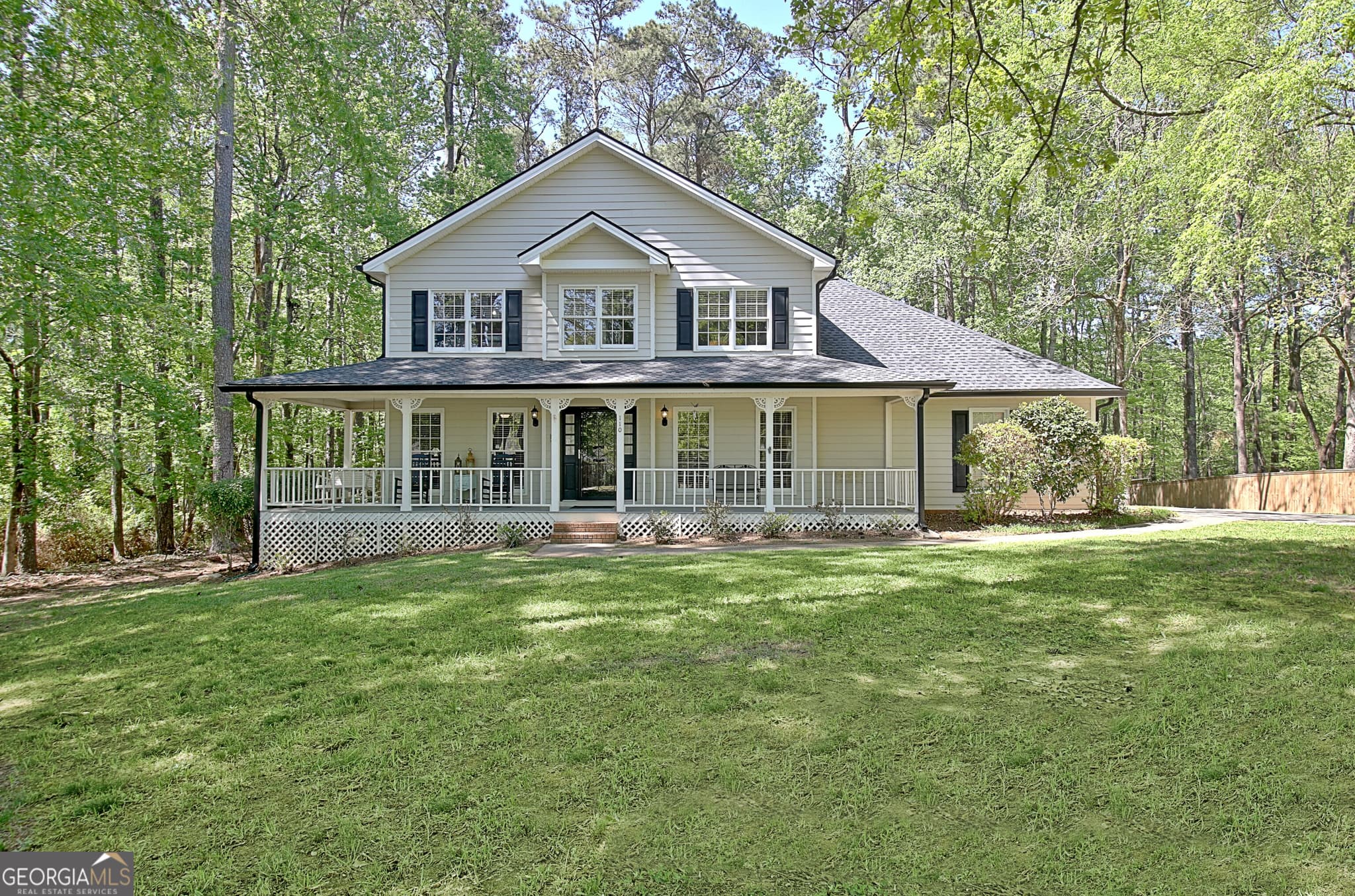 3 bedroom, 2.5 bathroom, 2,852 sq ft single family residence sold at 110 Greenridge Court, Fayetteville, GA 30215