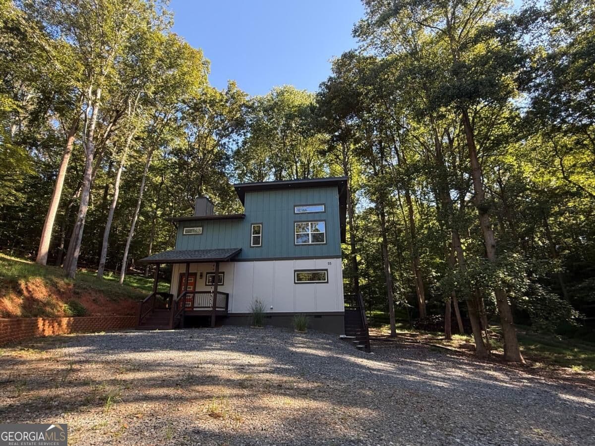 3 bedroom, 2.5 bathroom, 1,423 sq ft cabin,single family residence for sale at 55 Elmwood Circle, Ellijay, GA 30540 — photo 1 of 30