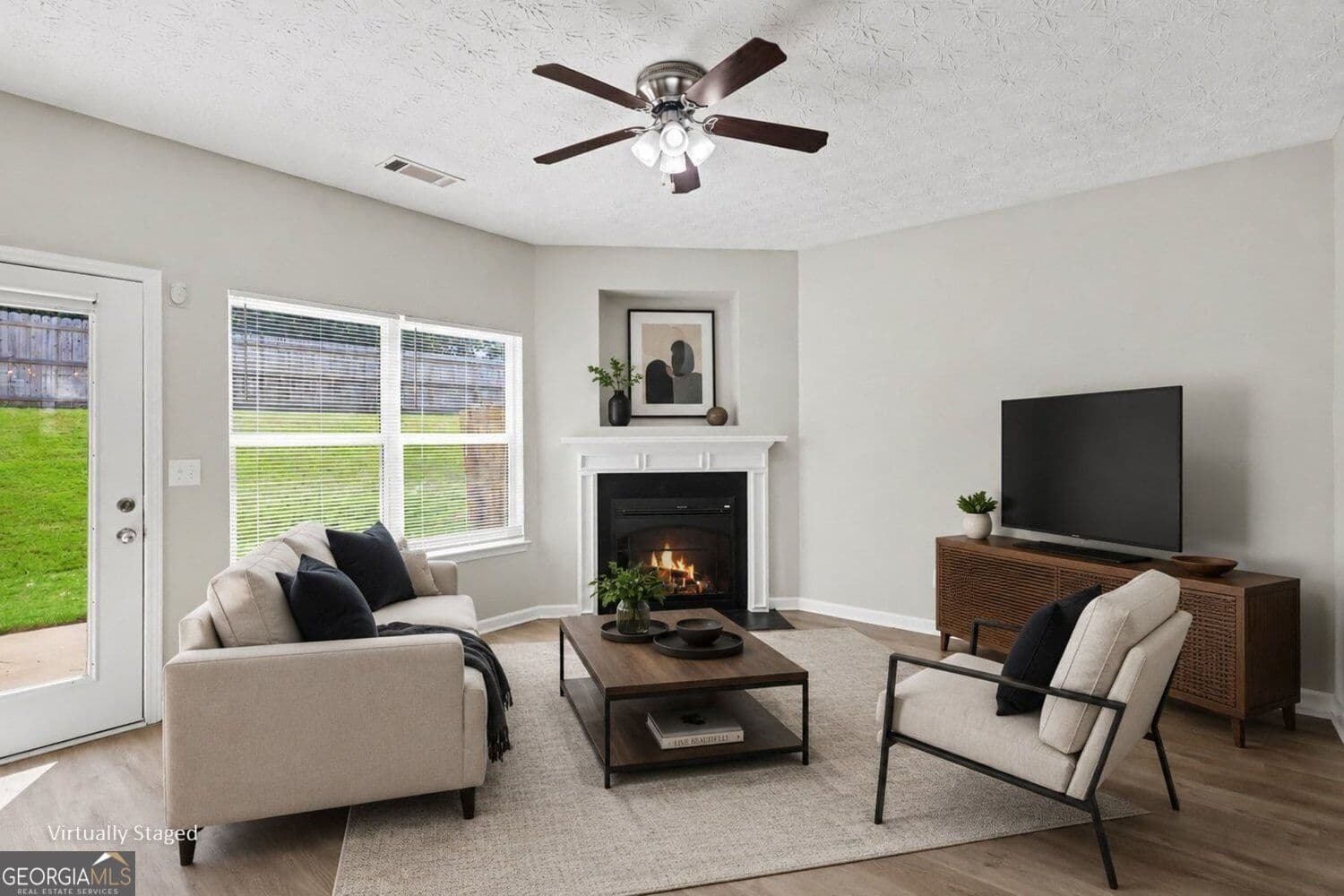 3 bedroom, 2.5 bathroom, 1,348 sq ft townhouse for sale at 6404 Ellenwood Drive, Rex, GA 30273 — photo 10