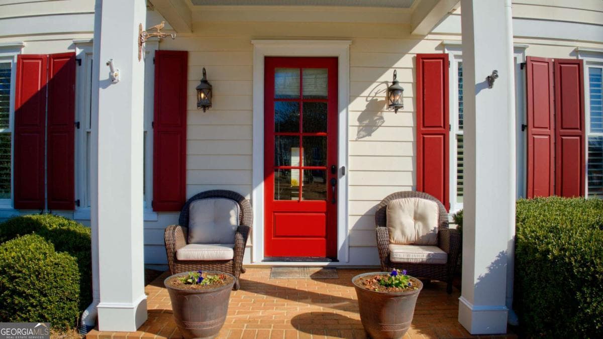 3 bedroom, 3.5 bathroom, 2,614 sq ft single family residence for sale at 3530 Greenleffe Drive, Statham, GA 30666 — photo 3