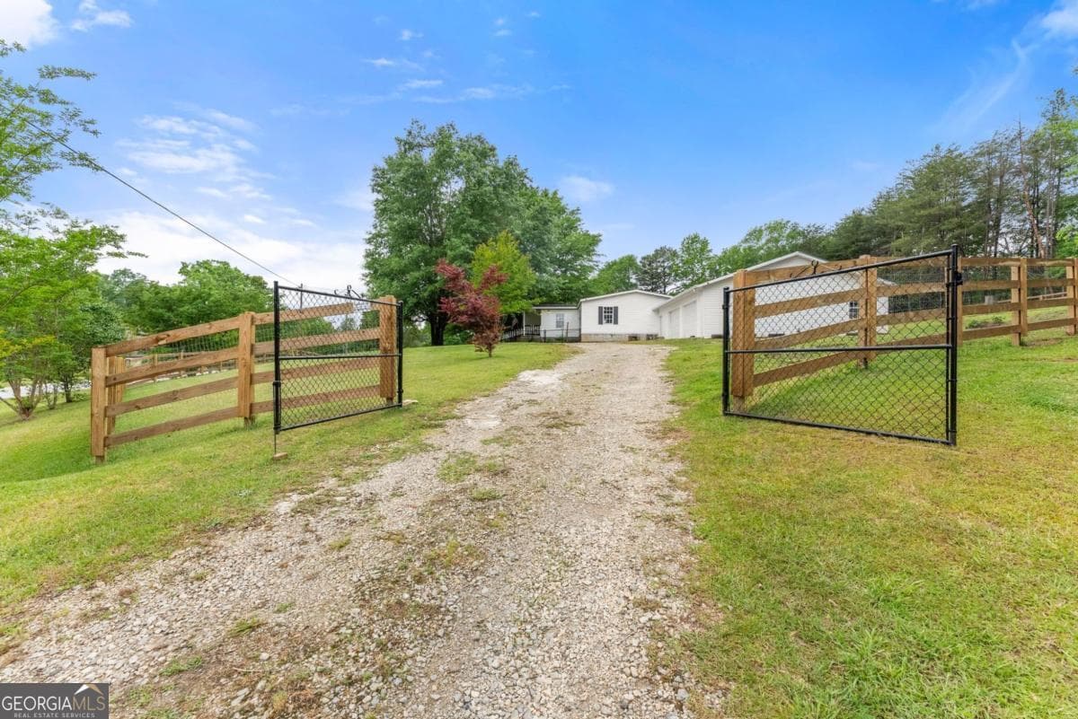 3 bedroom, 2 bathroom, 1,848 sq ft manufactured home,single family residence sold at 1533 Scenic Drive, Toccoa, GA 30577