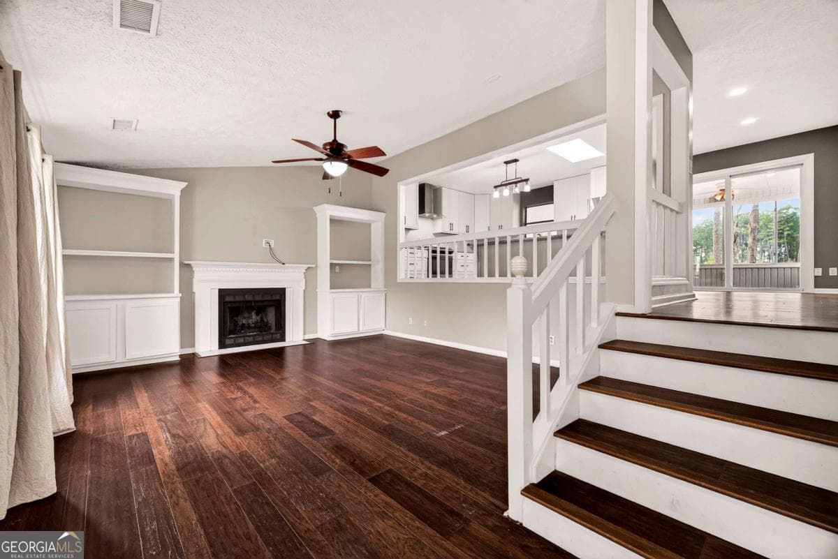 3 bedroom, 2 bathroom, 2,195 sq ft single family residence for sale at 314 Mill Run Road, Richmond Hill, GA 31324 — photo 8