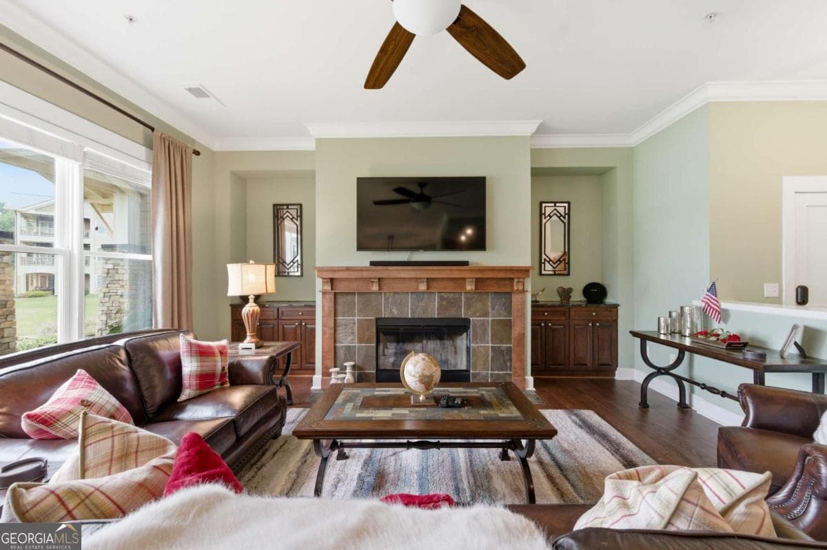 3 bedroom, 2 bathroom, 1,754 sq ft condominium for sale at 117 S Bay Road 402, Eatonton, GA 31024 — photo 2