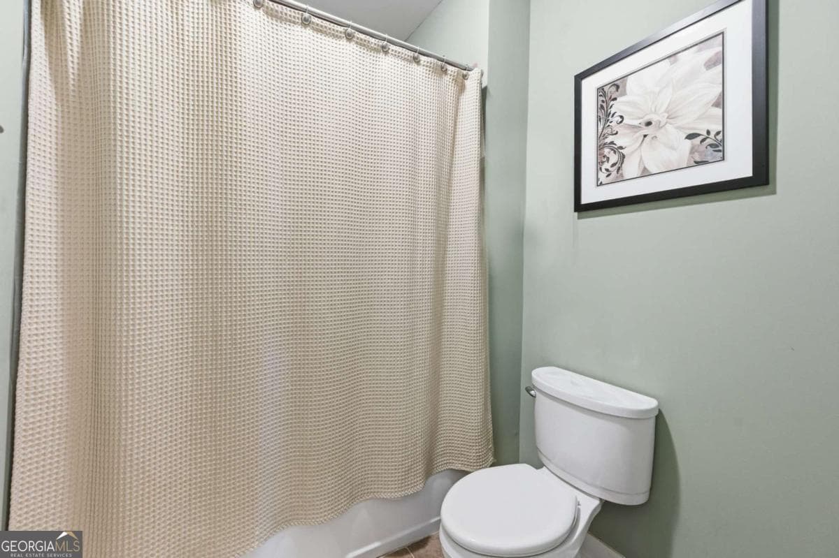 3 bedroom, 2 bathroom, 1,754 sq ft condominium for sale at 117 S Bay Road 402, Eatonton, GA 31024 — photo 6