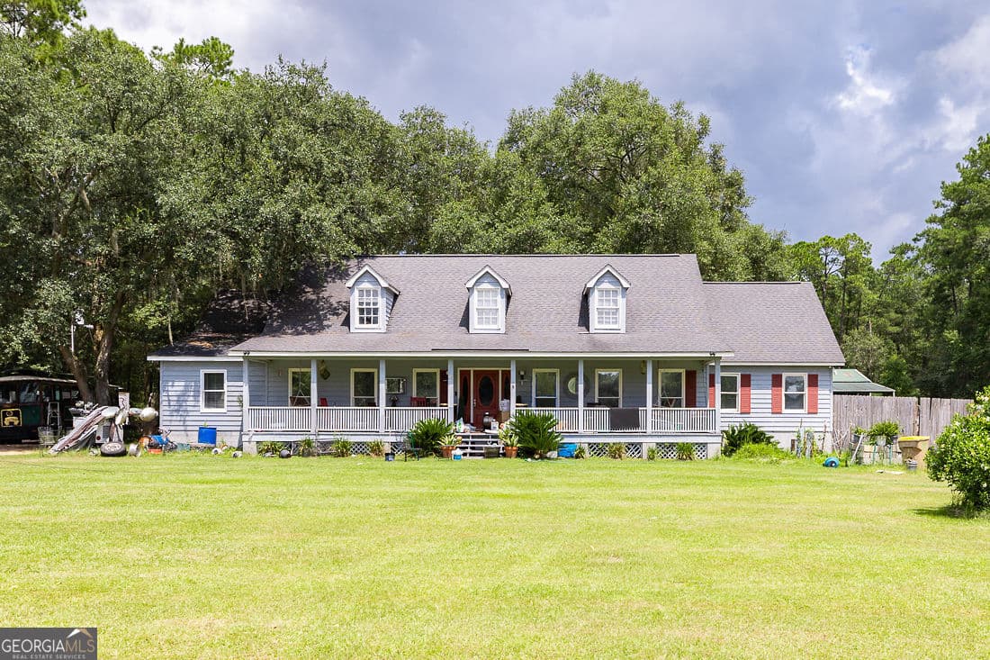 4 bedroom, 2 bathroom, 2,455 sq ft single family residence for sale at 2301 Us Highway 80, Bloomingdale, GA 31302