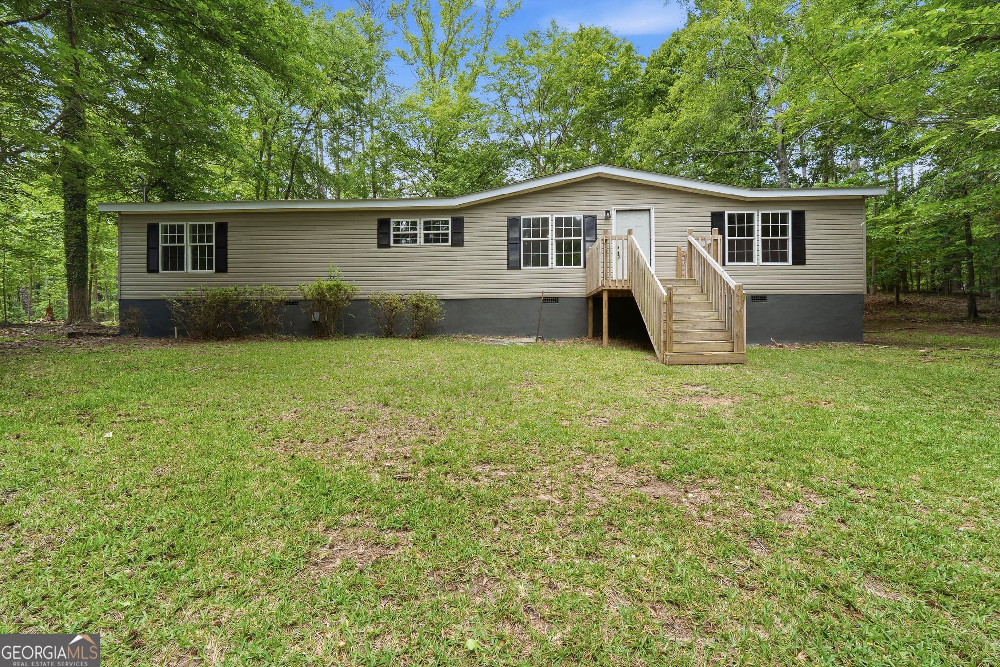 3 bedroom, 2 bathroom, 1,782 sq ft single family residence sold at 108 Forest Hill Court, Eatonton, GA 31024
