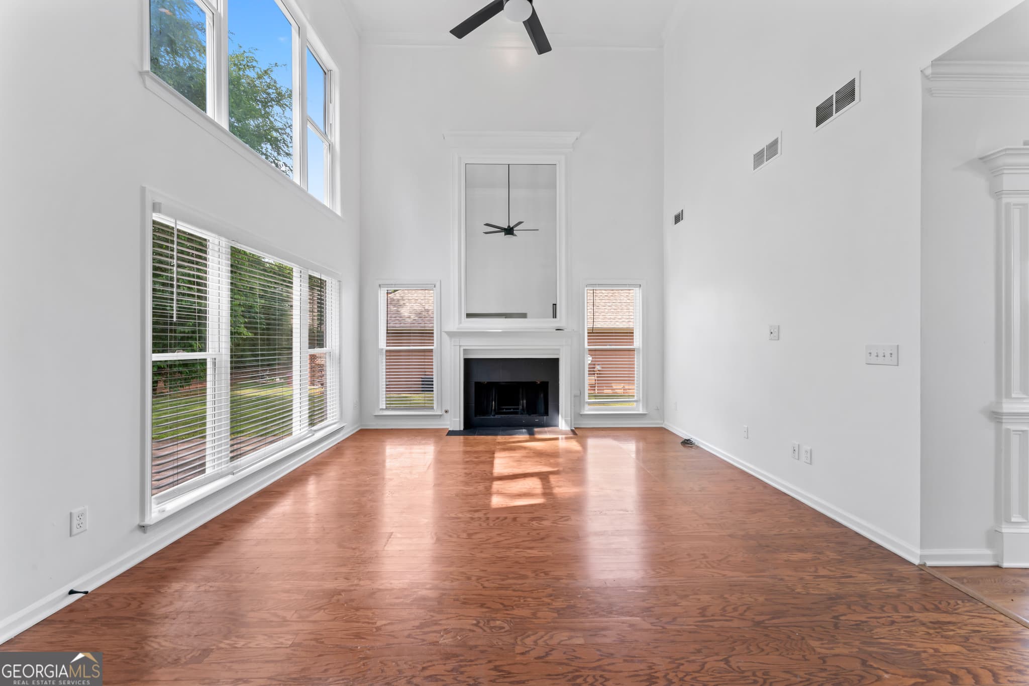 4 bedroom, 2.5 bathroom, 2,912 sq ft single family residence for rent at 4267 Azalea Walk, Ellenwood, GA 30294 for $2,890 a month — photo 9