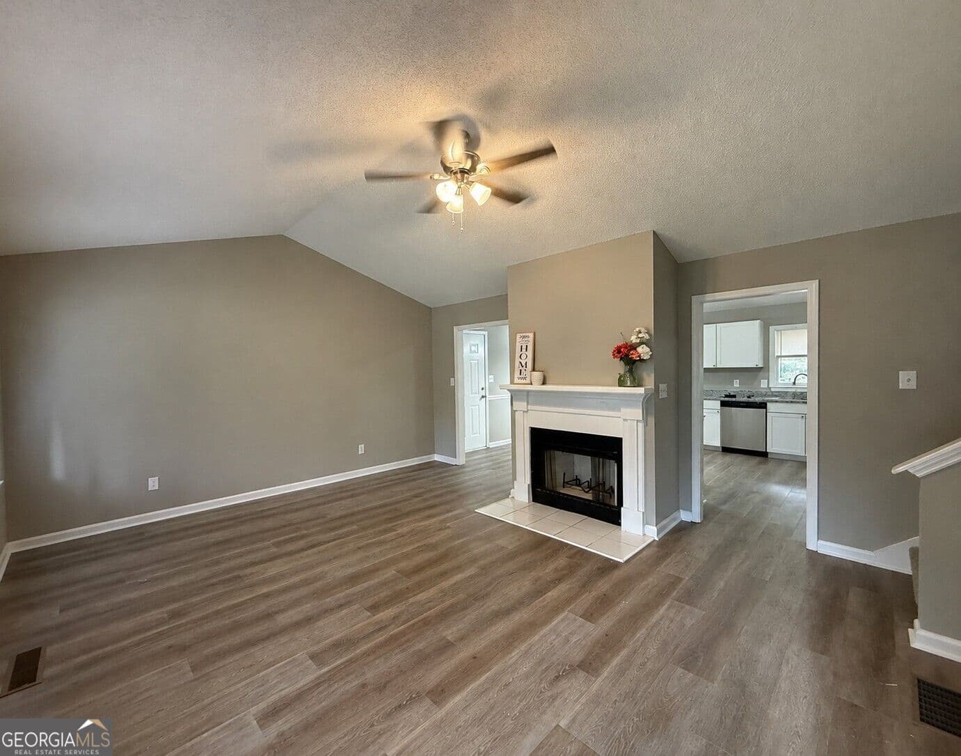 4 bedroom, 3 bathroom, 2,160 sq ft single family residence for sale at 106 Pheasant Run, Bogart, GA 30622 — photo 2
