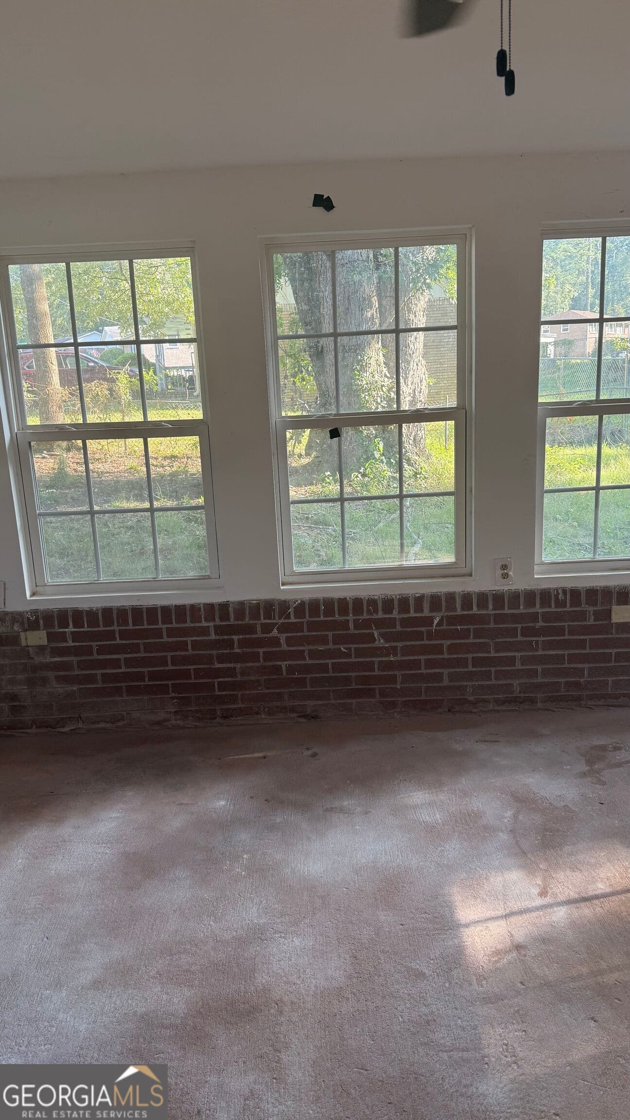 3 bedroom, 1 bathroom, 1,100 sq ft single family residence for sale at 2840 Carriage Lane, South Fulton, GA 30349 — photo 8
