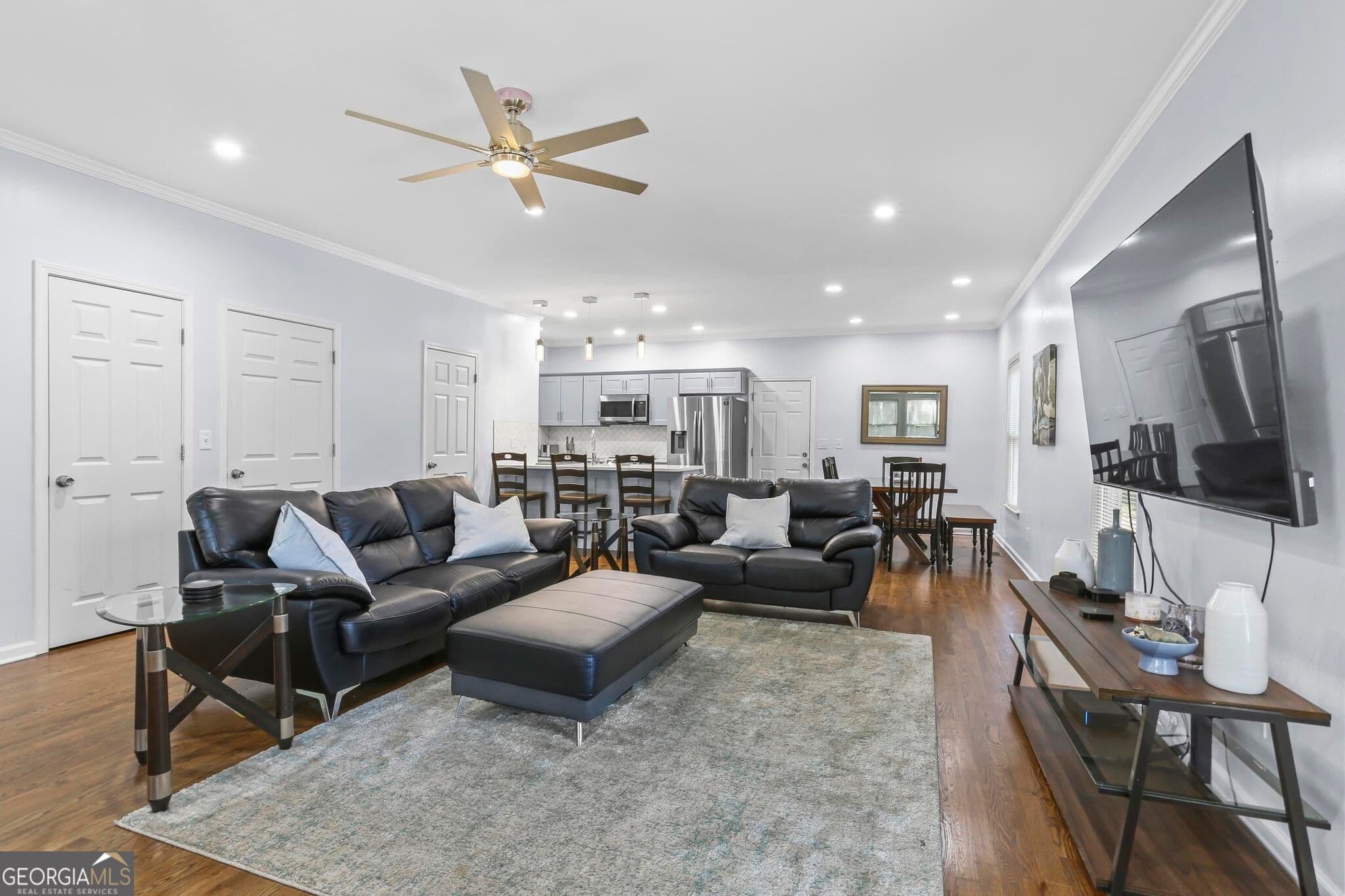 3 bedroom, 2.5 bathroom, 2,070 sq ft single family residence for rent at 687 Windsor Street, Atlanta, GA 30310 for $2,500 a month — photo 2