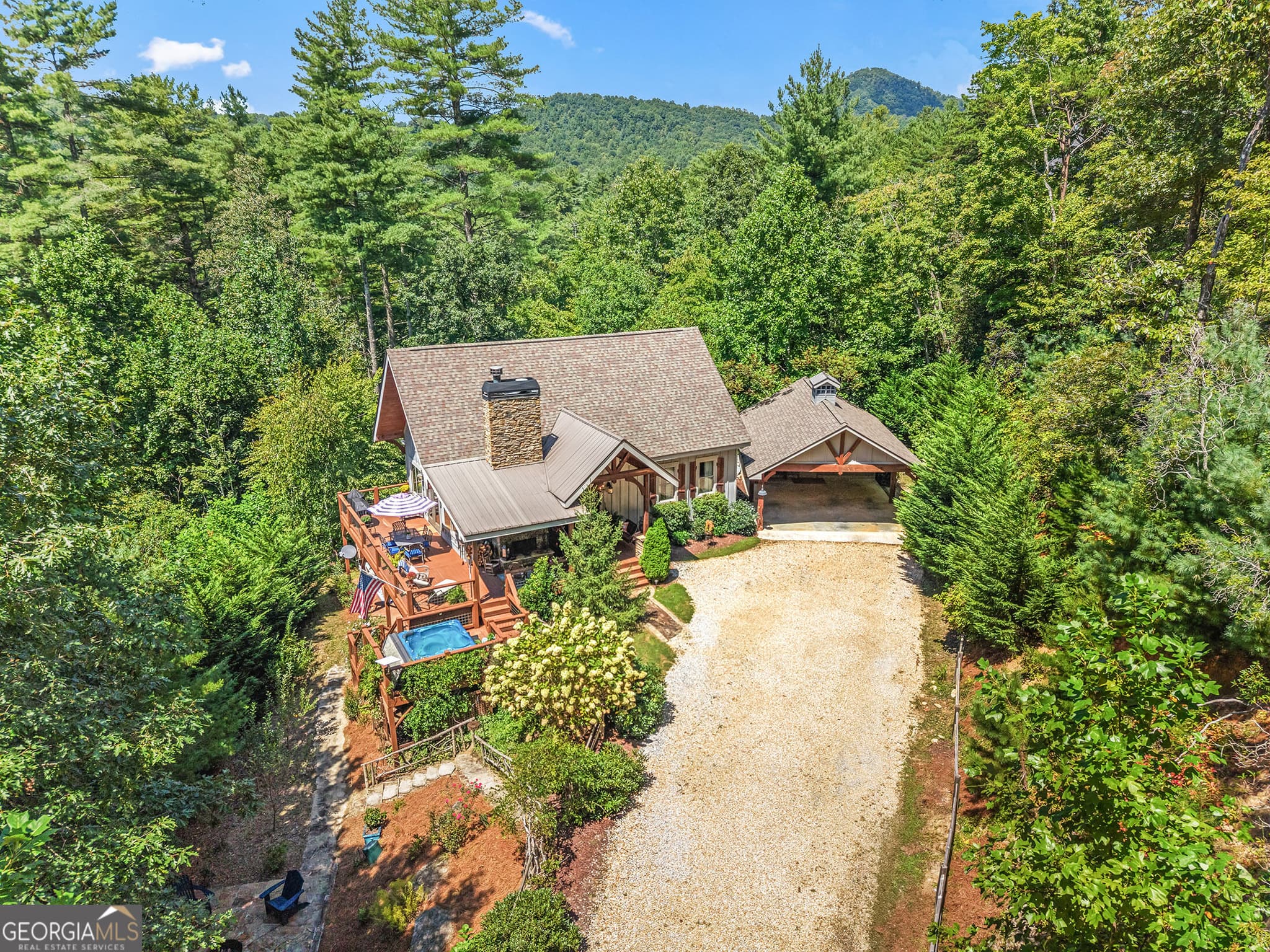 3 bedroom, 3.5 bathroom, 2,106 sq ft cabin,single family residence for sale at 115 Sunset Drive, Tiger, GA 30576 — photo 1 of 82